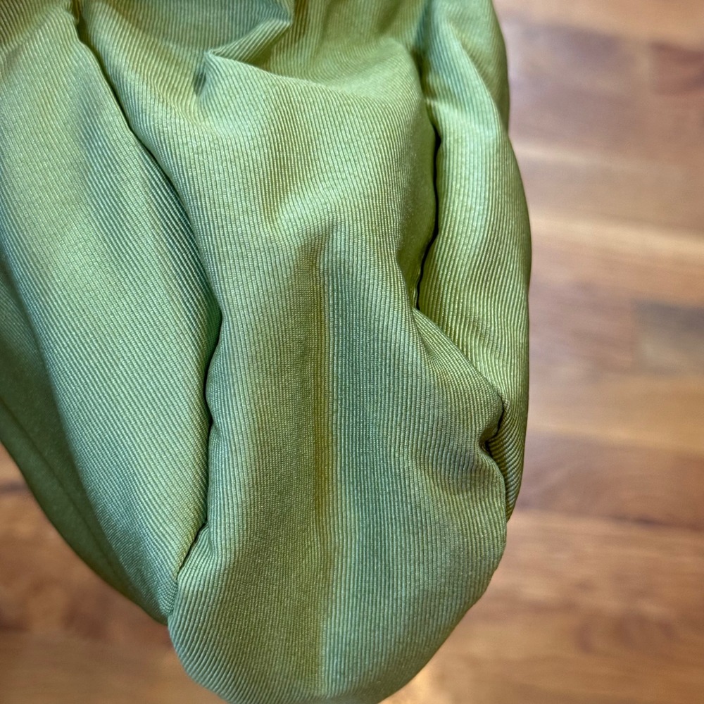Crabtree & Evelyn London Lime Green Ribbed Satin Kiss Lock Makeup Bag Clutch - Picture 6 of 9